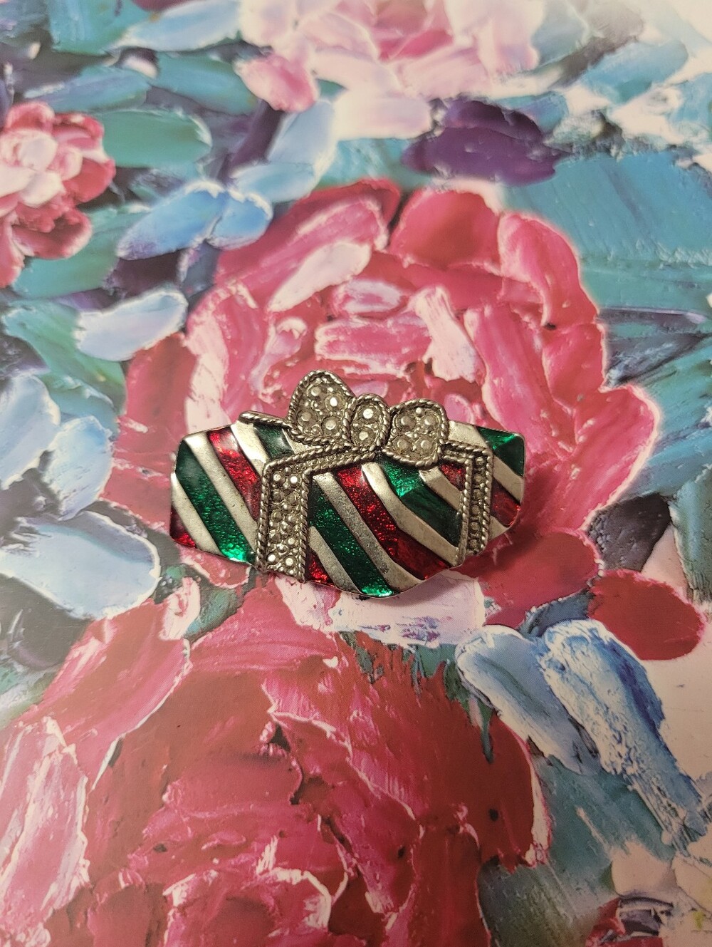 Christmas Holiday Jewelry Red & Green Enamel Gift Brooch Pin Bon